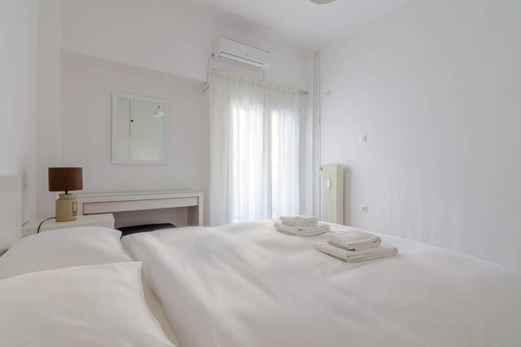 Brand New Decorated Flat For 4 Ppl In Pagrati Apartment Athens Exterior photo