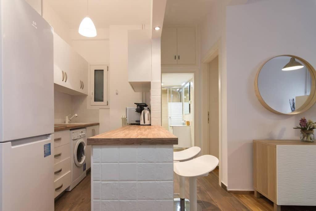 Brand New Decorated Flat For 4 Ppl In Pagrati Apartment Athens Exterior photo